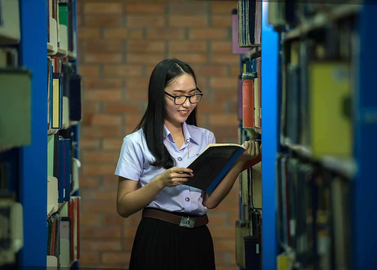 library-1822683_1280